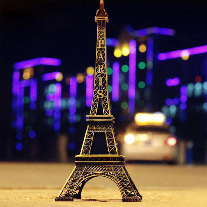 Antiqued Metal 3d Eiffel Tower - 6x6x13 Cm | Elegant European-style Design, Foldable For Easy Storage, Perfect For Gifts And Celebrations
