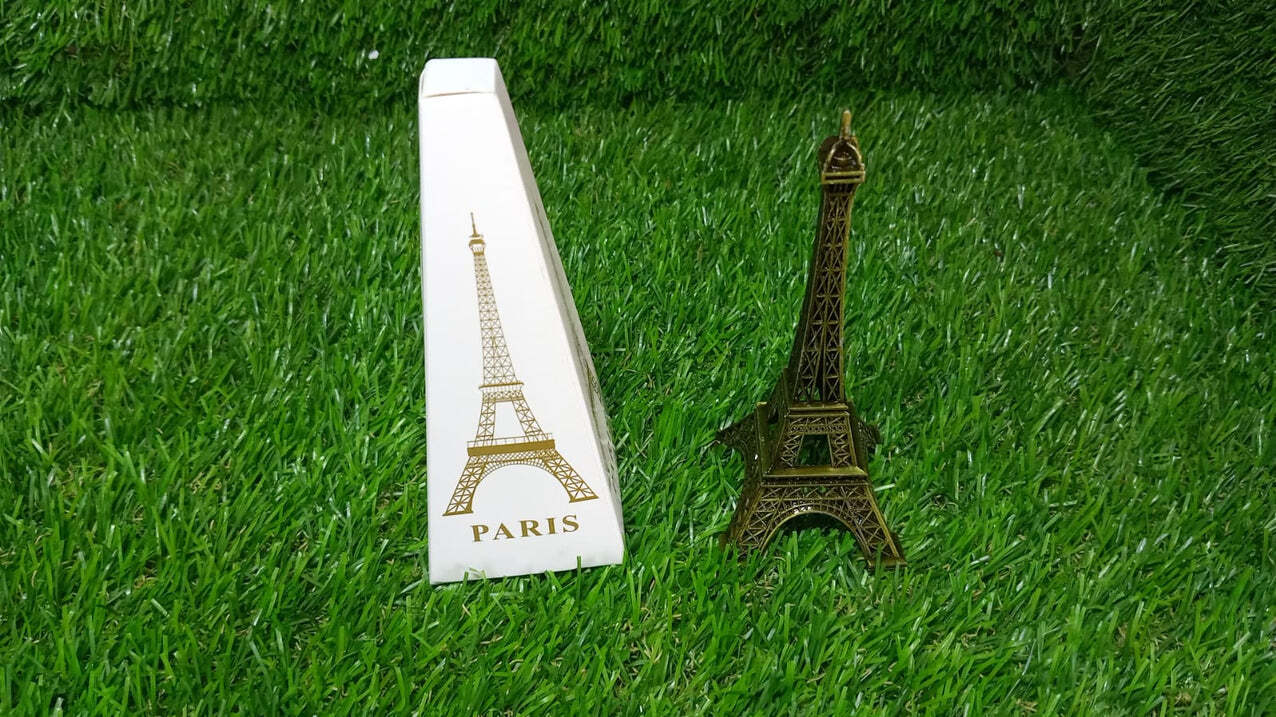 Antiqued Metal 3d Eiffel Tower - 6x6x13 Cm | Elegant European-style Design, Foldable For Easy Storage, Perfect For Gifts And Celebrations