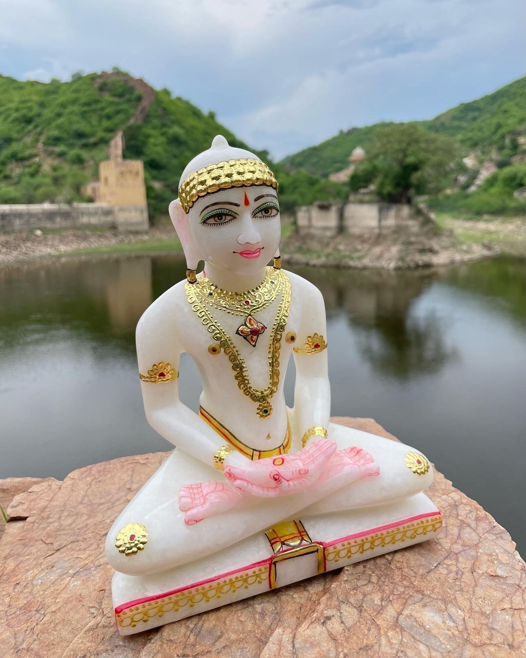 White Marble Buddha Statue