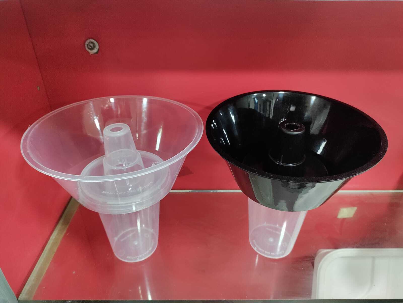 Freyo Tower Glass - Hard Plastic, 500 Ml Capacity, Black & Transparent Color | Round Shape, Leak Proof Lid For Snacks & Drinks Combo