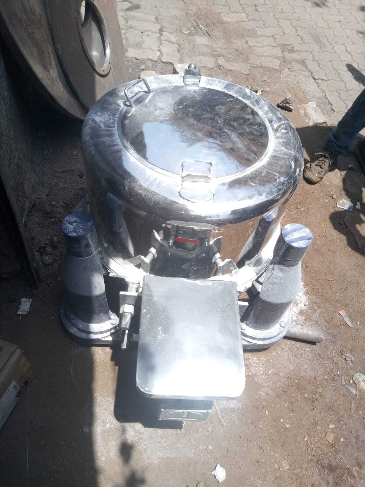 Plate Type Hydro Extractor Machine - Operating Type: Manual