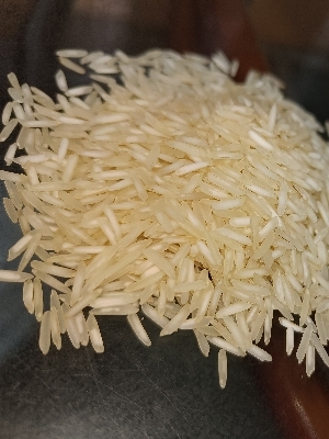 सफेद 1121 ऑर्गेनिक बासमती चावल