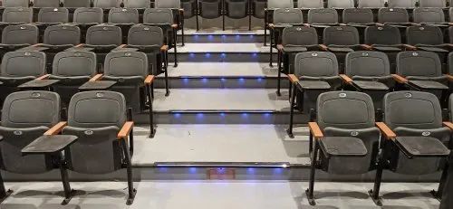 प्रशिक्षण लेखन पैड कुर्सियाँ