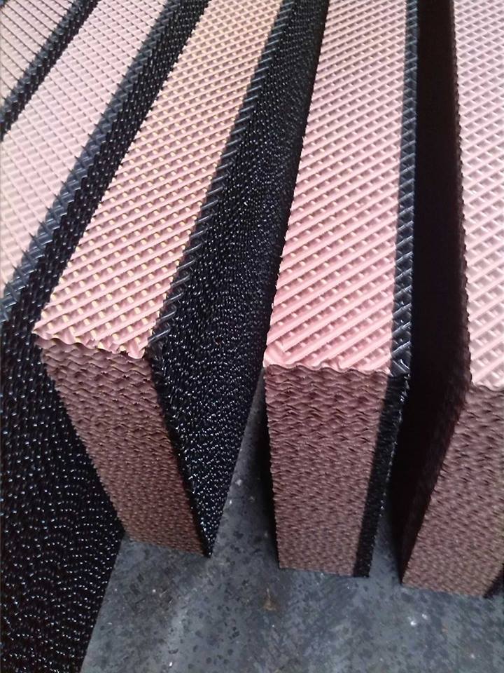 Brown And Green Brown Evaporative Cooling Pad In Ponda Goa