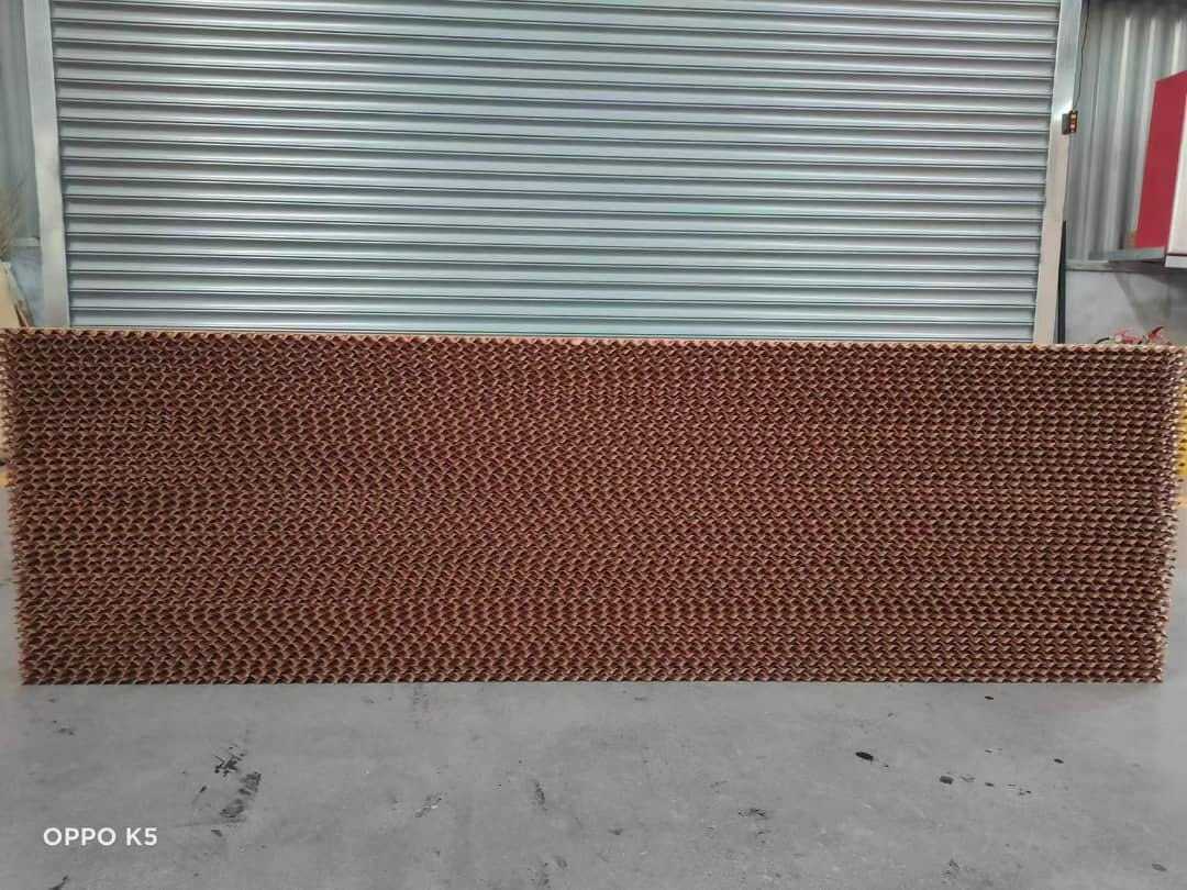 Brown And Green Brown Enviro Tech Motor Cellulose Pad