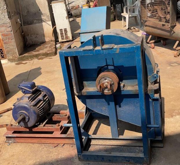 Wood Sawdust Making Machine