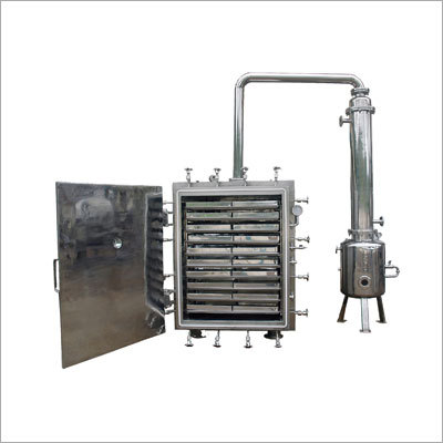Vacuum Tray Dryer