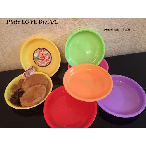 7 इंच प्लास्टिक प्लेट