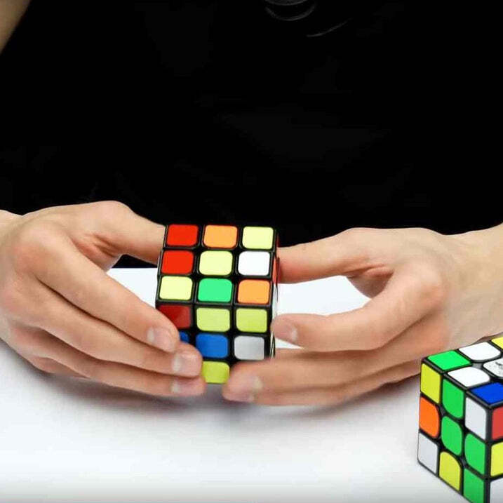 1pc Mini Cube Puzzle Game For Boy And Girl Age Group: 1-2 Yrs