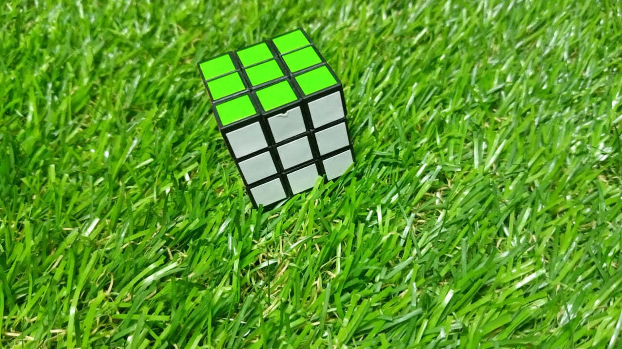 1pc Mini Cube Puzzle Game For Boy And Girl Age Group: 1-2 Yrs