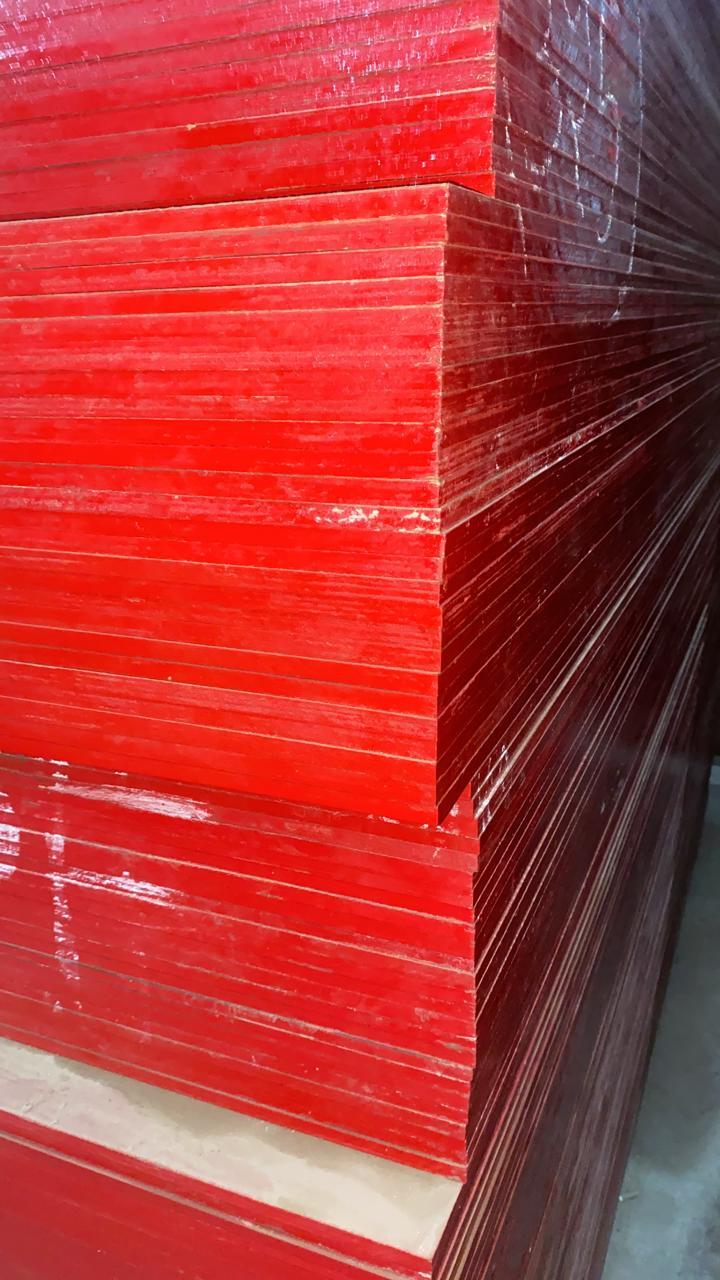 30 Kg Shuttering Plywood Decowave Water Proof Core Material: Harwood