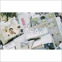 बंद बैटरी स्क्रैप