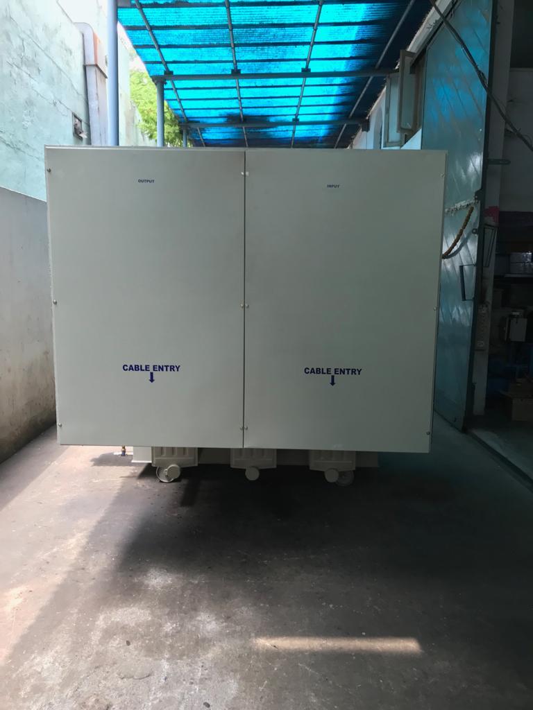 2000kva 3phase Oil Cooled Servo Voltage Stabilizer - Efficiency: 98%