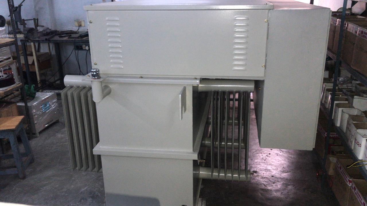 500kva 3phase Oil Cooled Servo Voltage Stabilizer - Efficiency: 98%