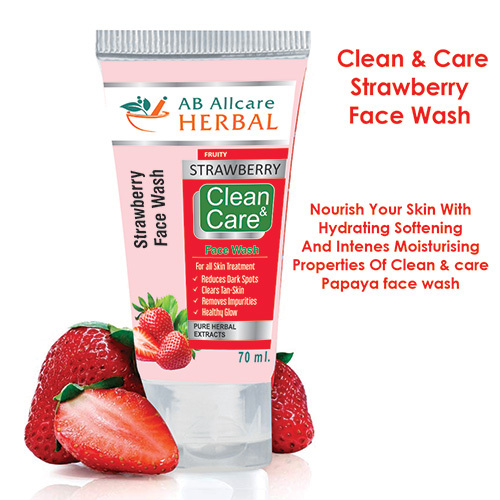 70ml Strawberry Face Wash - Gel Form, Normal Skin Type | Smudge Proof Formula For Refreshing Daily Cleansing