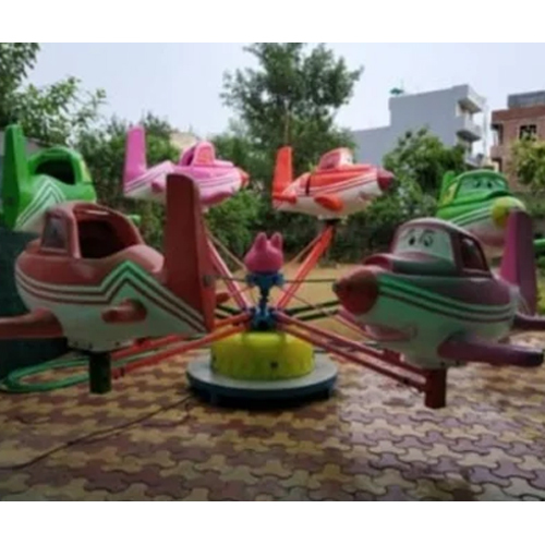 मेटल बिग एयरप्लेन राइड