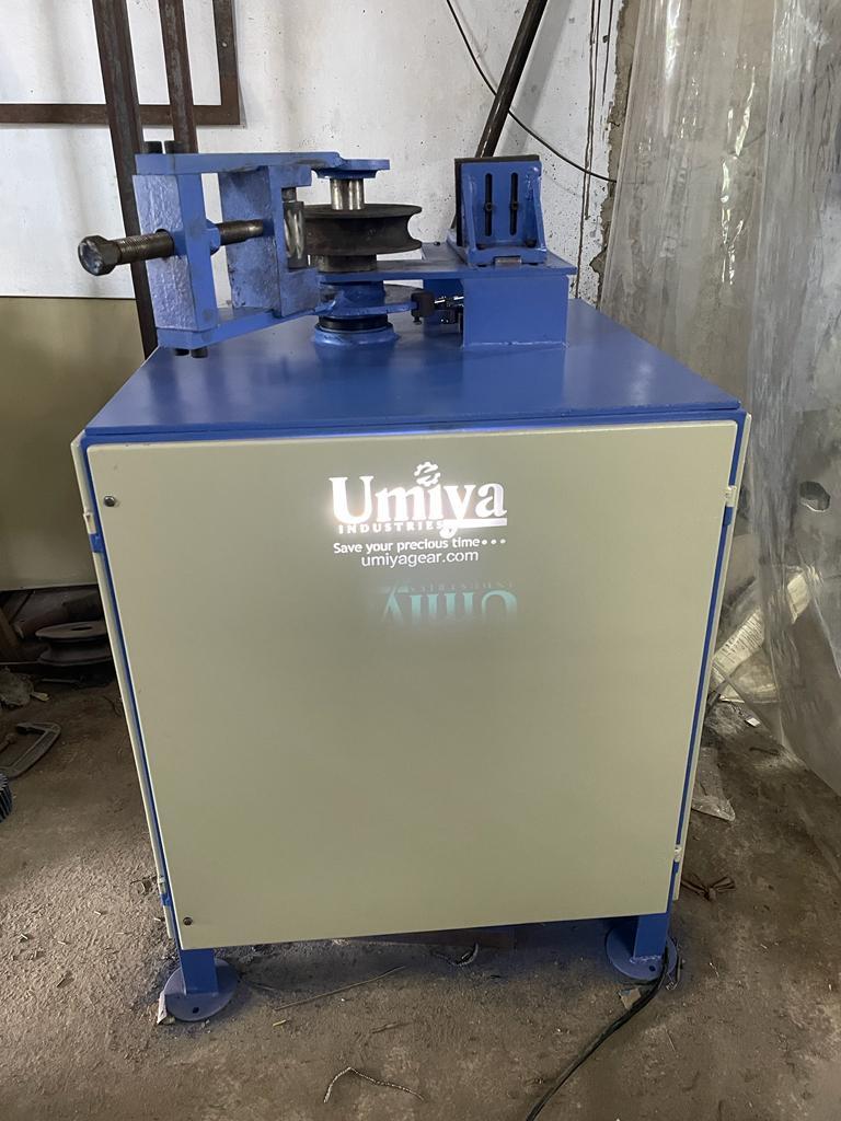 Hydraulic Pipe Bending Machines - Color: Blue