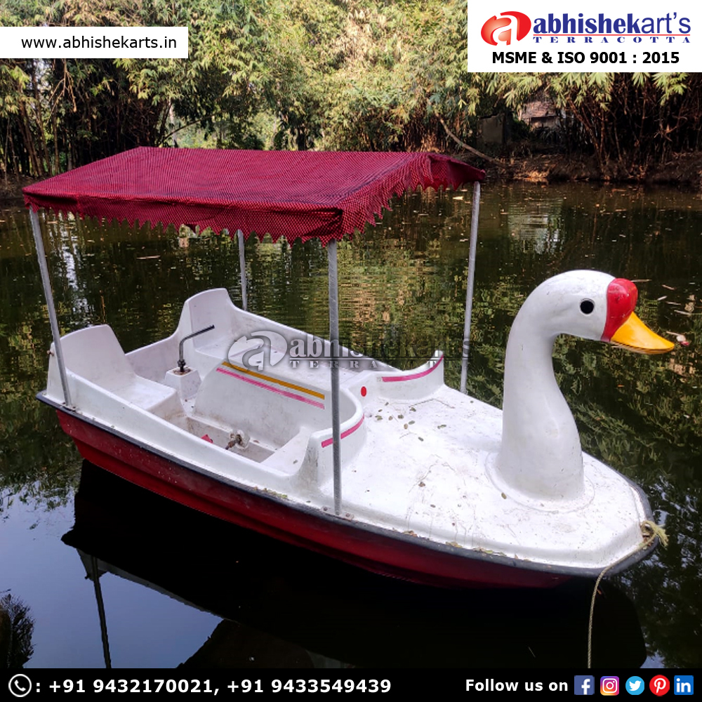 Frp Paddle Boat Application: Lake