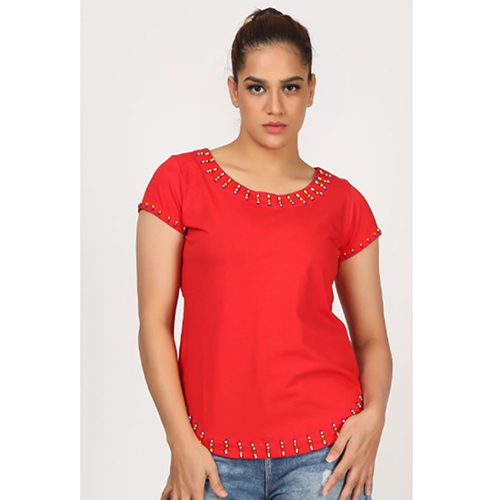 प्लेन लेडीज़ रेड टॉप