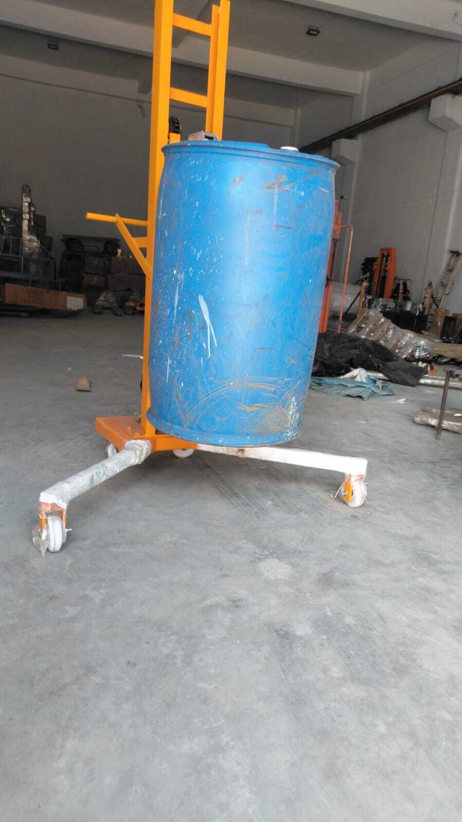 Drum Stacker - Mild Steel, Lifting Height 500 Mm, Lifting Capacity 500 Kg | Yellow Color, Manual Type, 12 Months Warranty, Self Weight 100-150 Kg