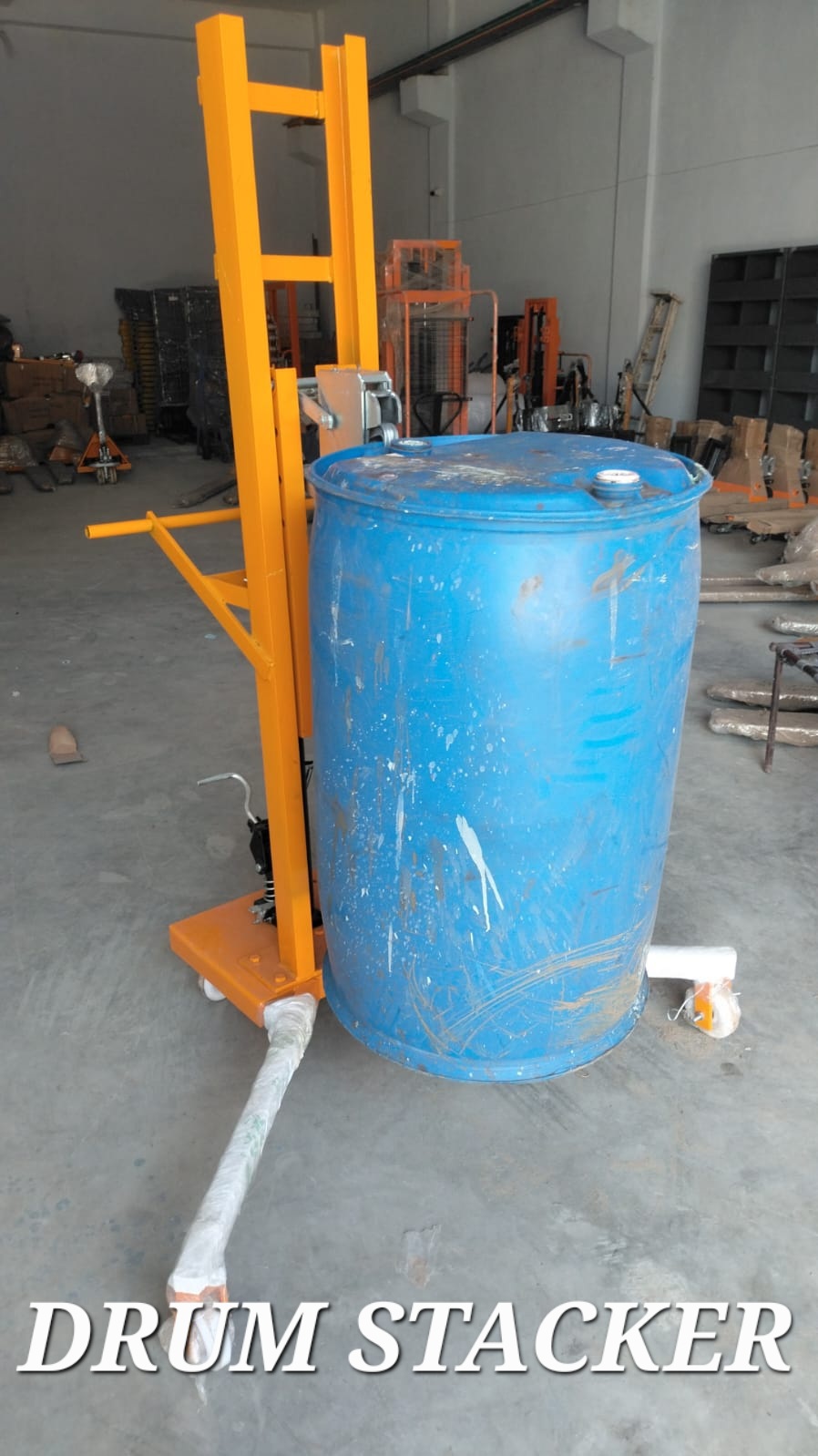 Drum Stacker - Mild Steel, Lifting Height 500 Mm, Lifting Capacity 500 Kg | Yellow Color, Manual Type, 12 Months Warranty, Self Weight 100-150 Kg