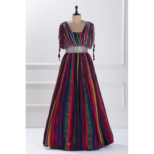 ब्रीथेबल सीक्वेंस एम्ब्रॉयडरी वर्क जॉर्जेट लॉन्ग गाउन