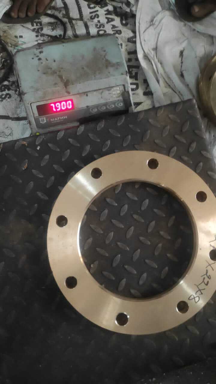 Gunmetal Flanges - 50-200 Mm Diameter, 10-50 Mm Thickness, 100-500 Psi Pressure Rating | Machined Finish, 8 Bolt Holes, For High-pressure Fluid Applications
