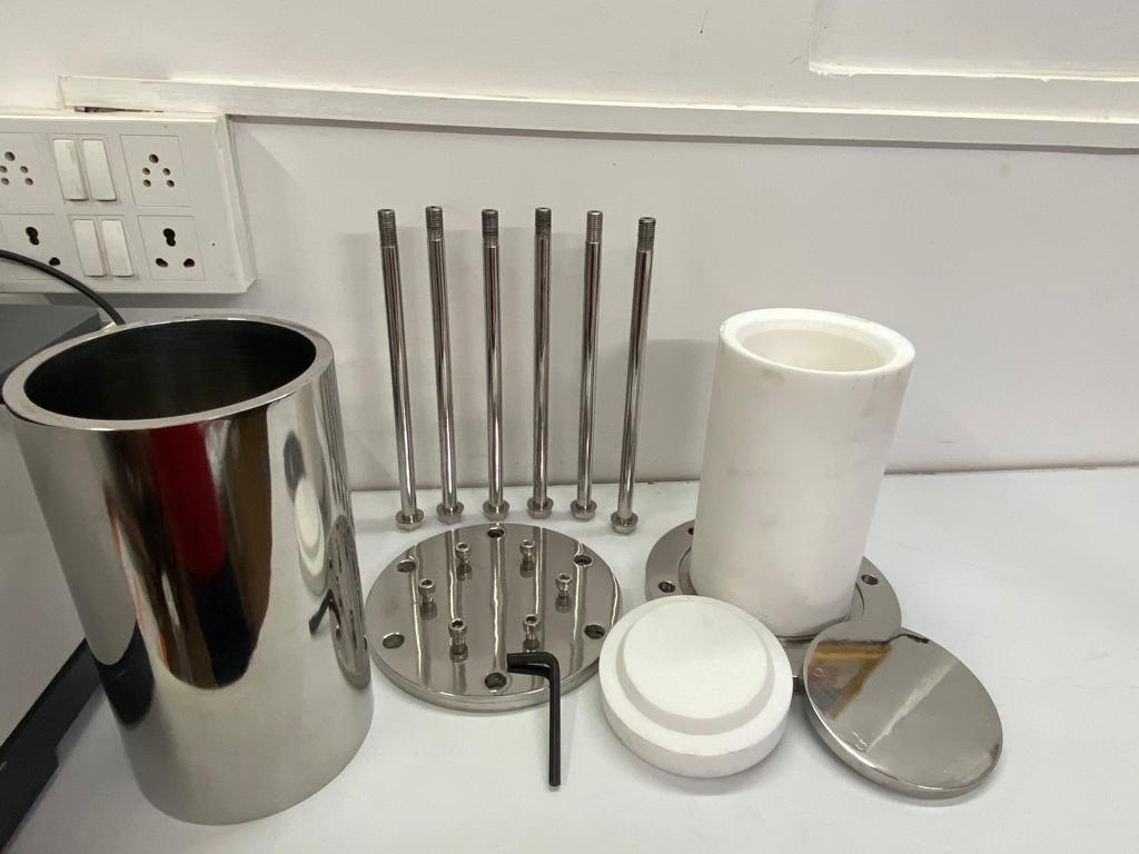 Laboratory Hydrothermal Autoclave Application: Lab