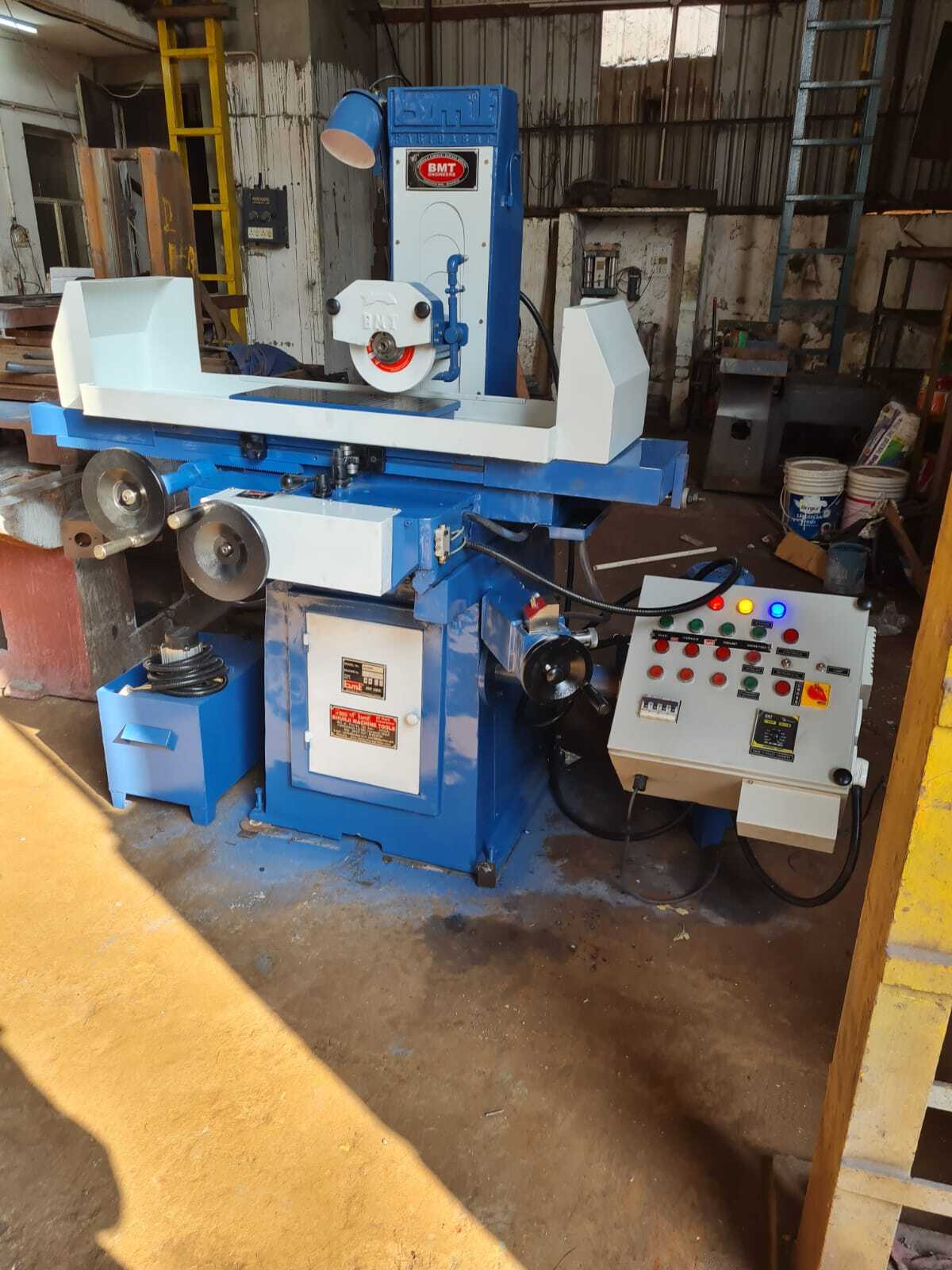 Bmt Hydraulic Surface Grinding Machine - Capacity: 500 Kg/day
