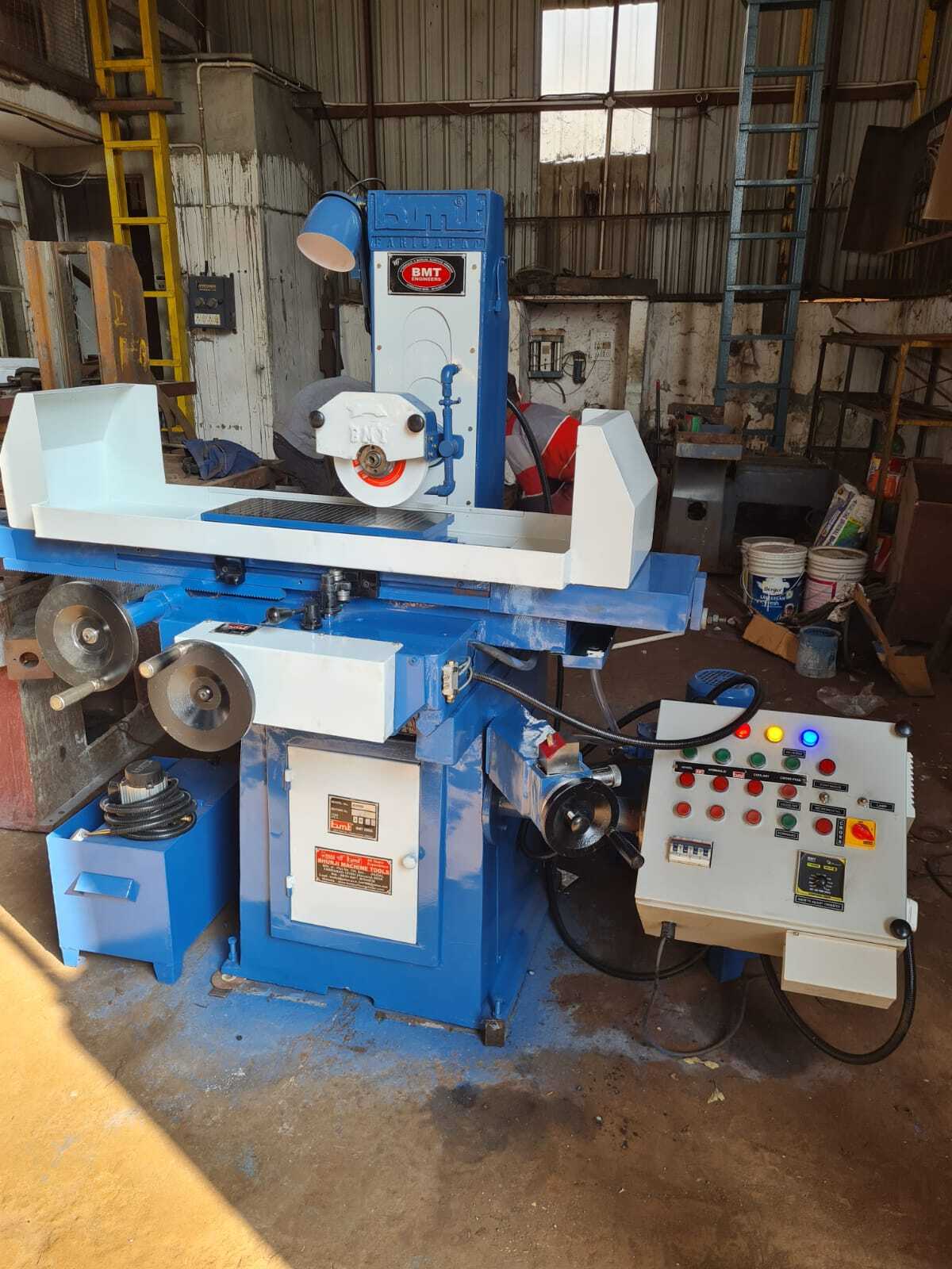 Bmt Hydraulic Surface Grinding Machine - Capacity: 500 Kg/day