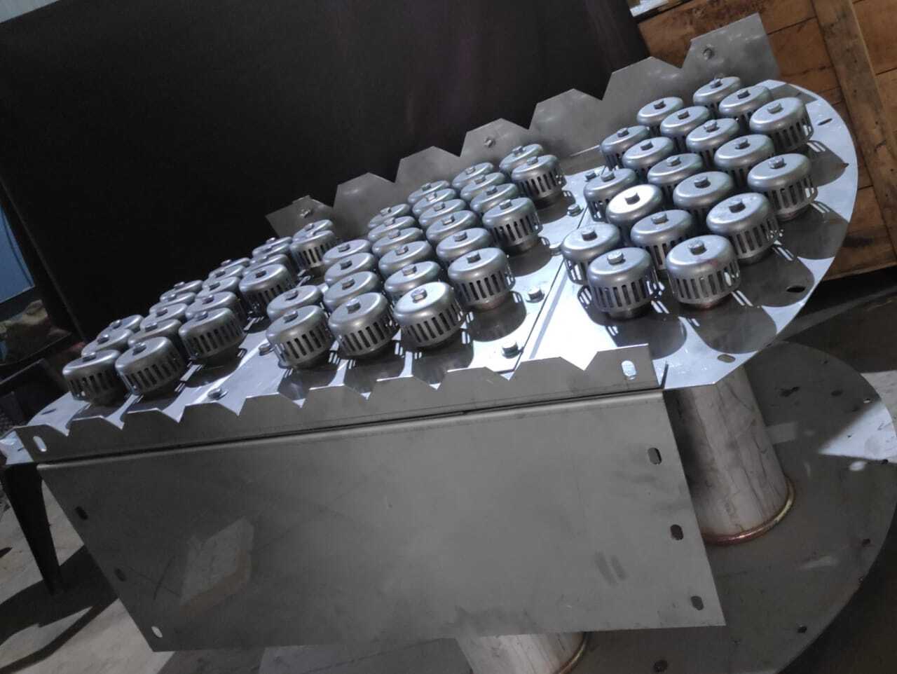 Silver Bubble Cap Trays