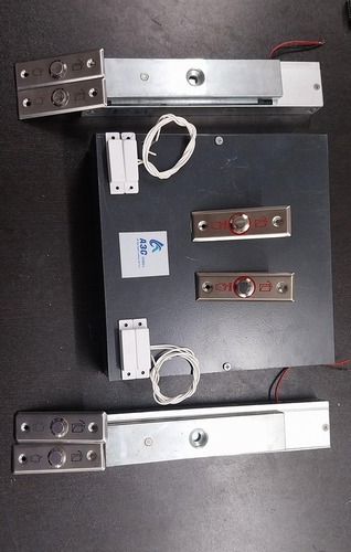 White Door Interlocking Up To 12 Doors