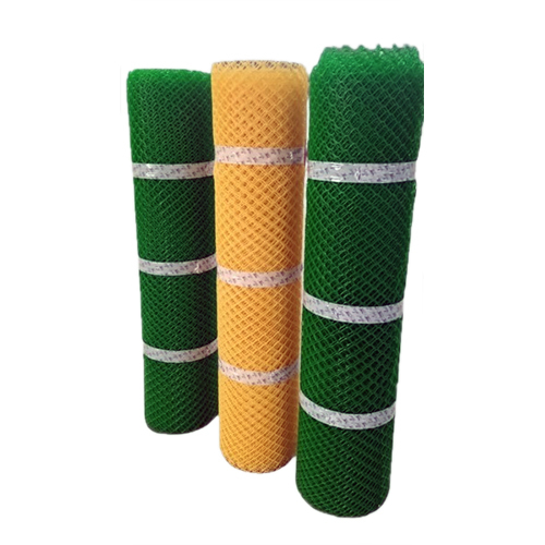 मल्टी कलर ट्री गार्ड