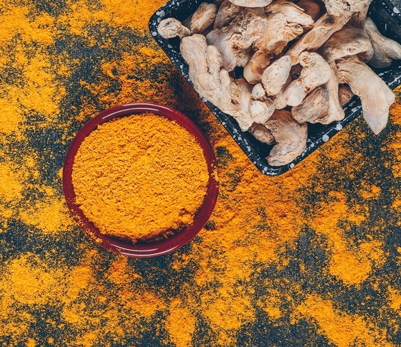 त्वचा के स्वास्थ्य और कॉस्मेटिक फॉर्मूलेशन के लिए Mganna Natural Amba Haldi या Curcuma Amada Ingredients: हर्बल एक्सट्रेक्ट