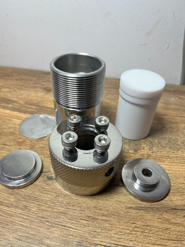 Hydrothermal Autoclave 50 Ml Application: Research