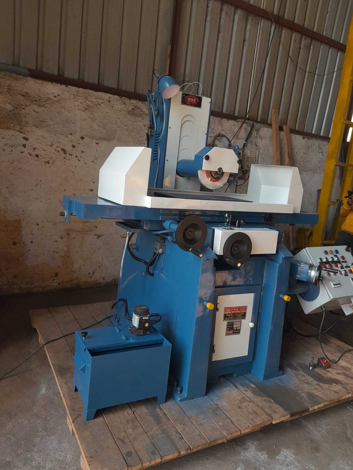 Surface Grinders - Capacity: 500 Kg/hr
