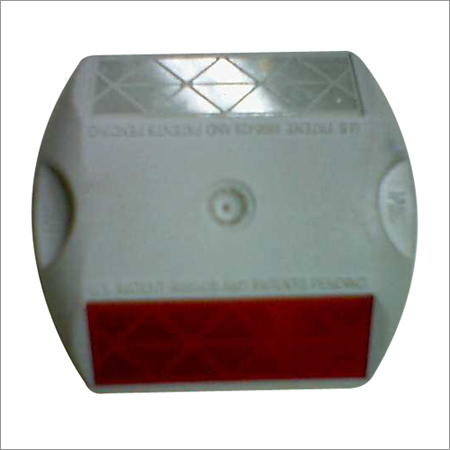 रोड स्टड
