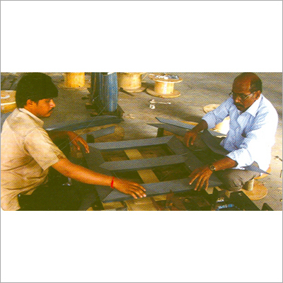 हमारी निर्माण इकाई