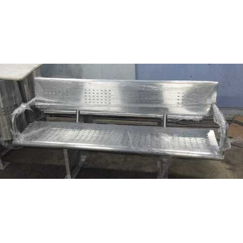 अधिश्री टेक्नोलॉजीज 4 सीटर वेटिंग चेयर दो हाथों और बैकरेस्ट के साथ