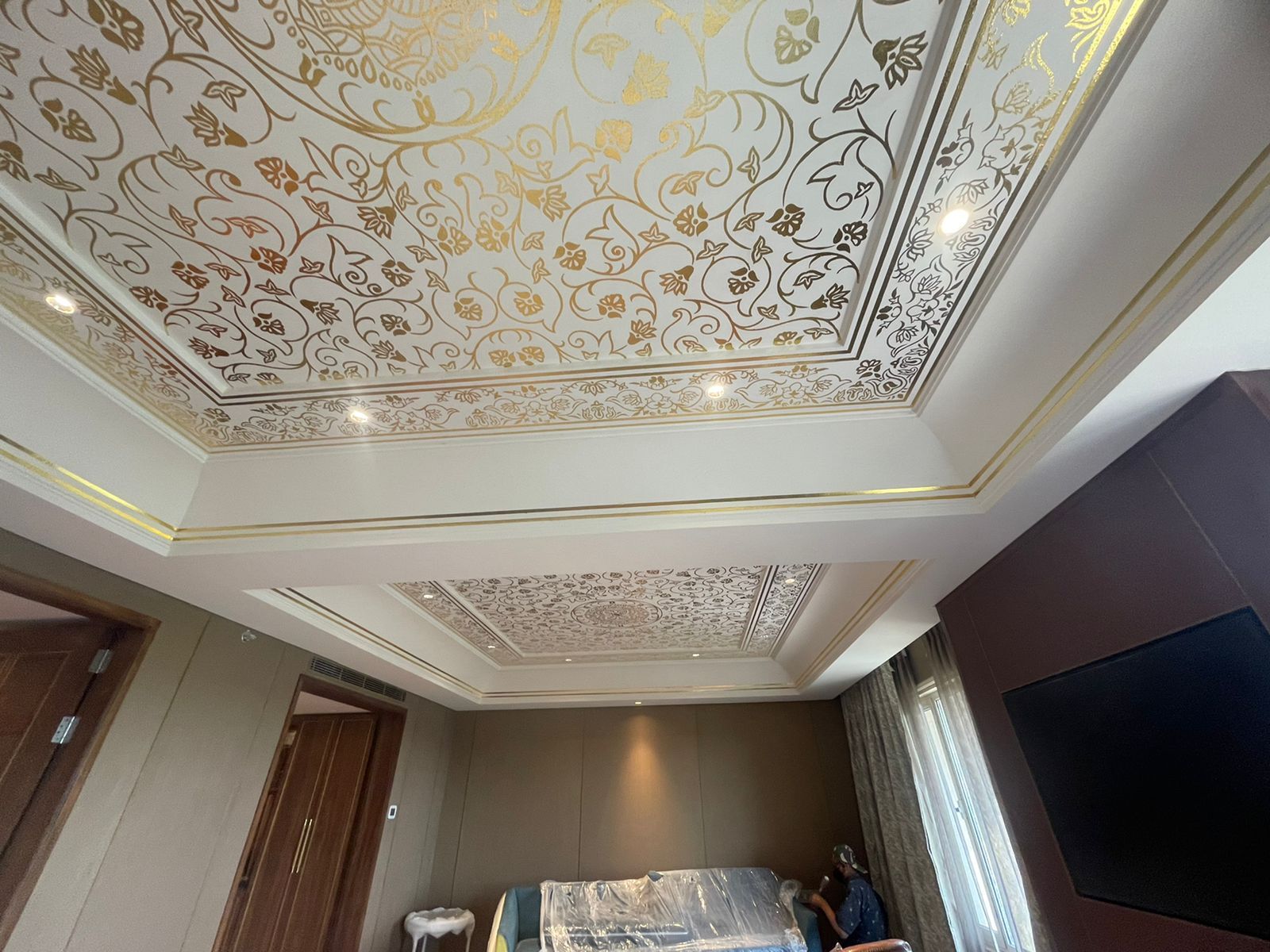 Silver Foil Leafing Service - Silver Finish, Standard Size | Durable, Eco-friendly, Easy To Clean, Easy To Install, Indoor Decorative Technique