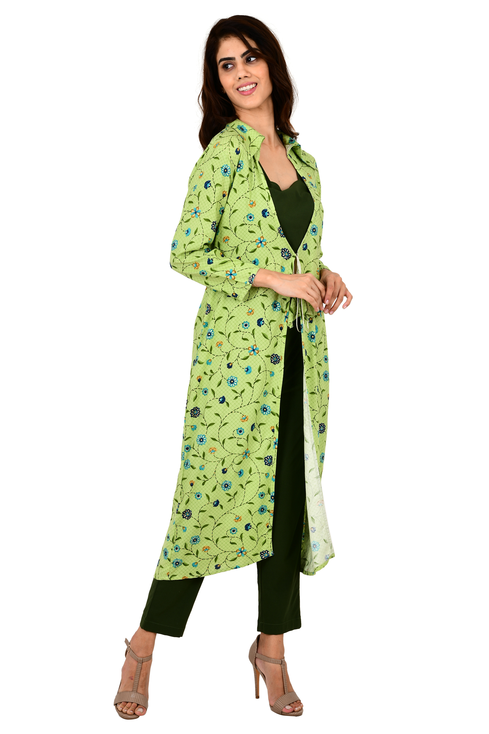 Shrug With Crop Top And Pant Size: Large