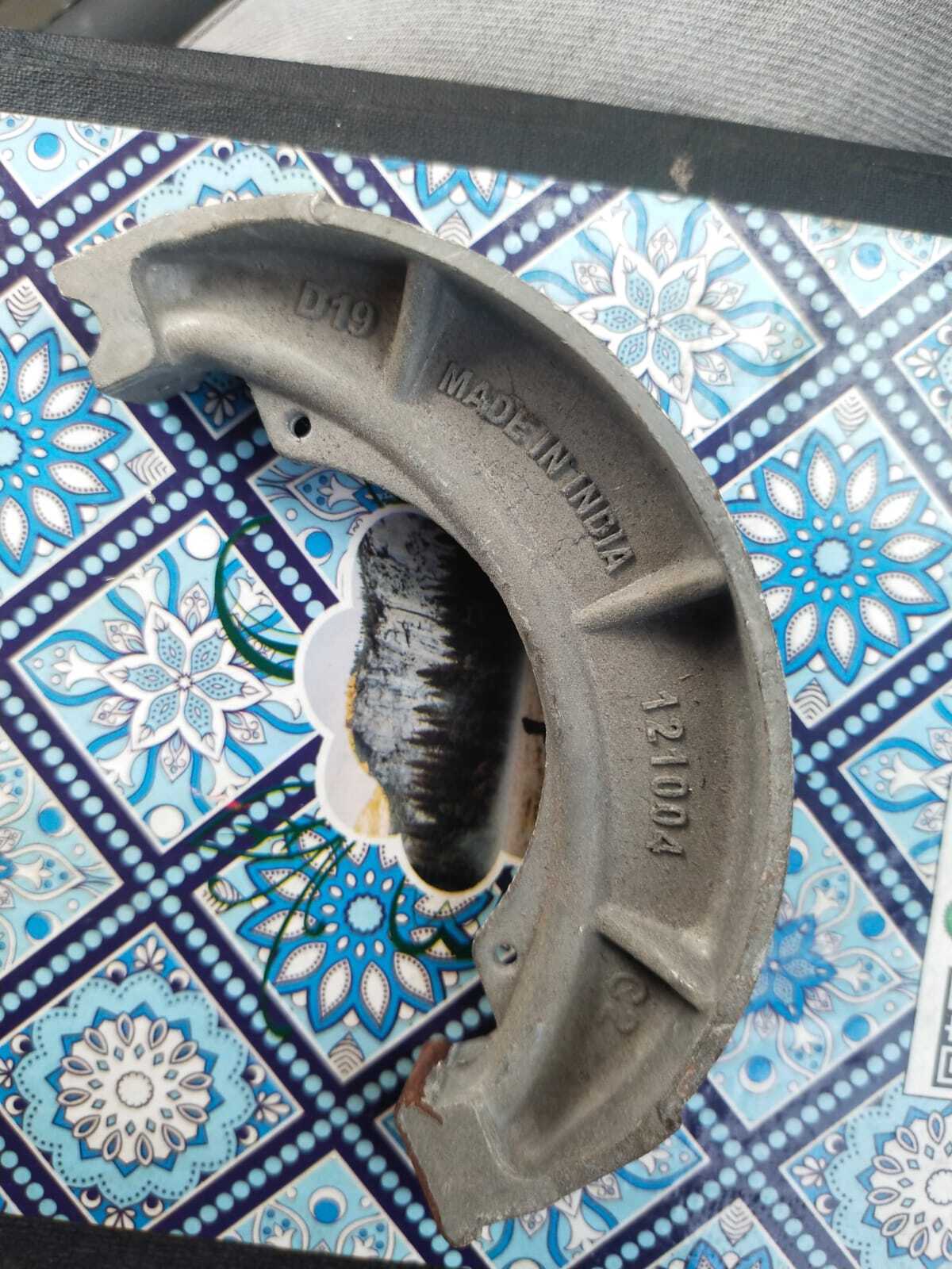 Bike Brake Shoe - Brown Color | 100g Weight, Durable Design, Warranty Included For Reliable Performance