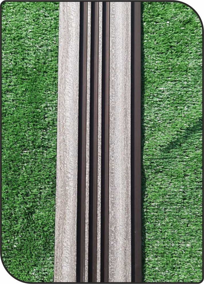 Fancy Decorative Wall Panel Size: 10 Feet