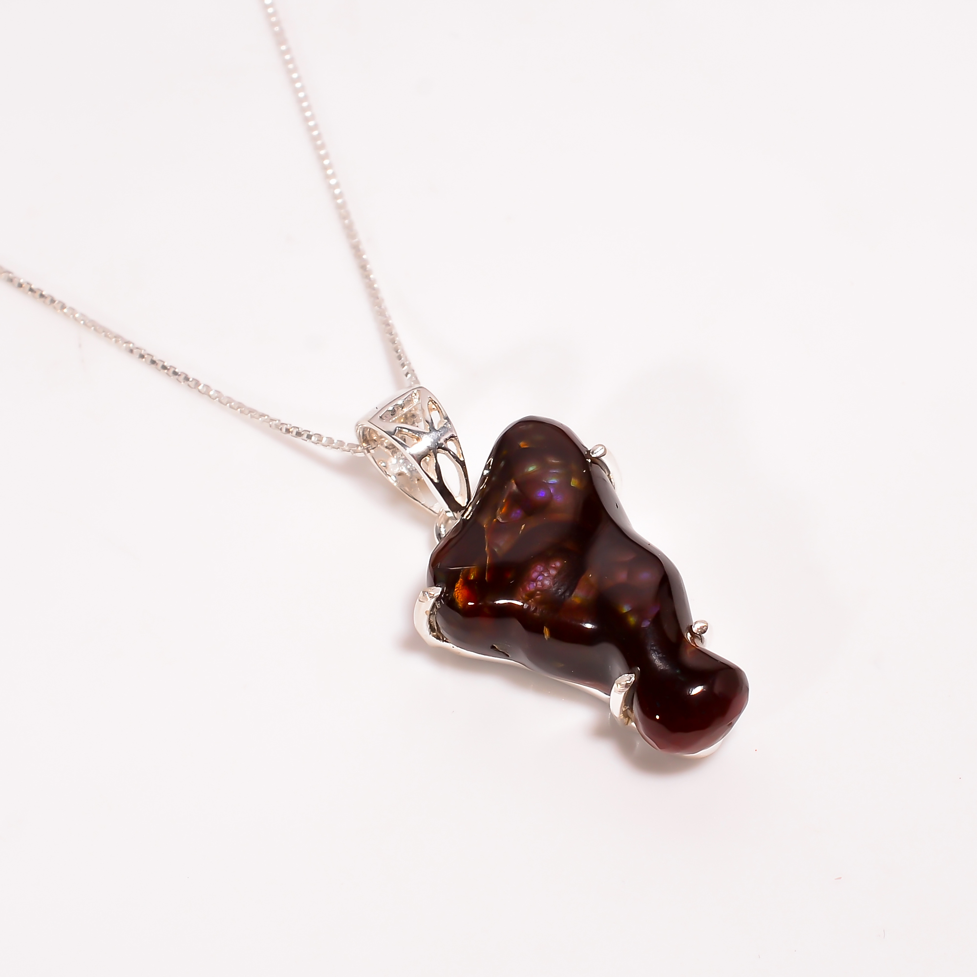 Mexican Fire Agate 925 Sterling Silver Chain Pendant Necklace Girls Fashion Necklace Exporter - Gender: Women
