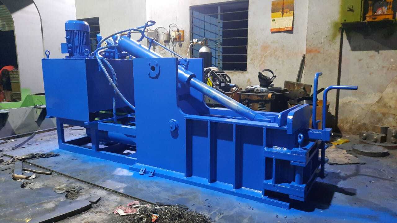 Hydraulic Press Machines - Heavy-duty Steel, Variable Capacity With Customizable Dimensions | High Pressure Durable Design, Precise Control, Efficient Operation