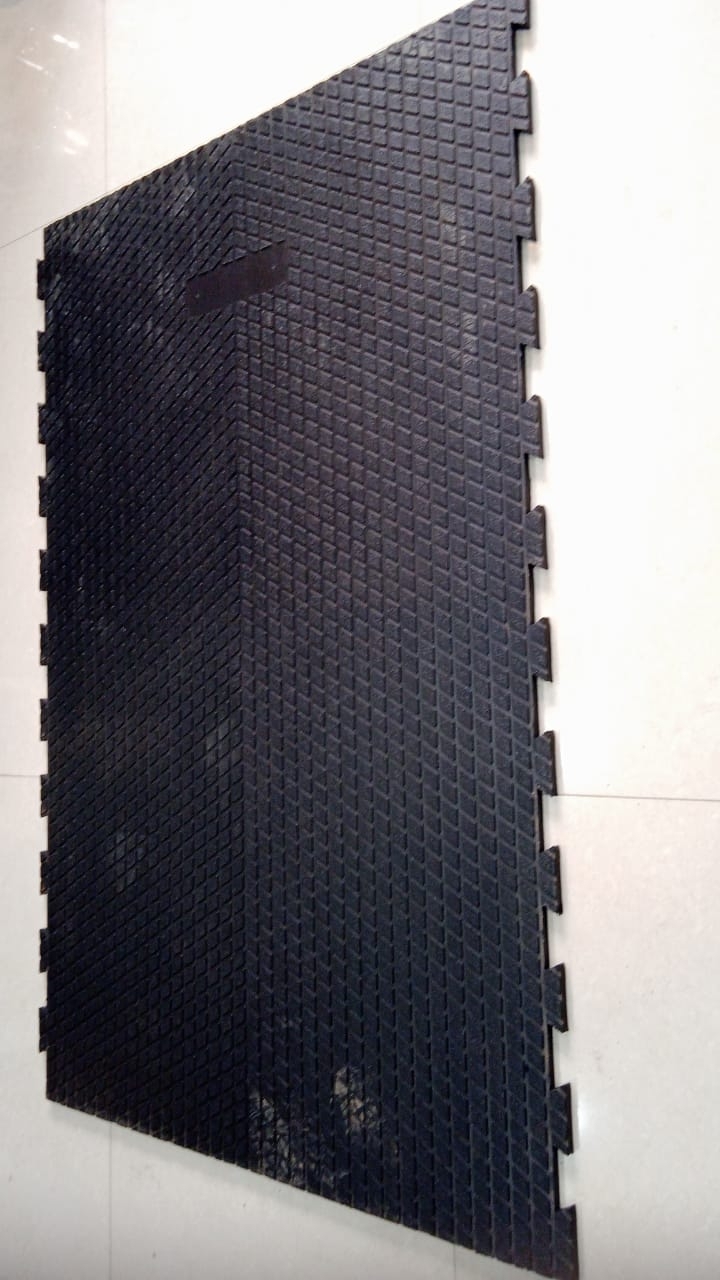 Black Interlocking Cow Mat