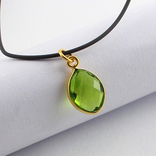 Charms Peridot Quartz Gemstone Gold Vermeil Marquise Shape 9x12mm Pendant
