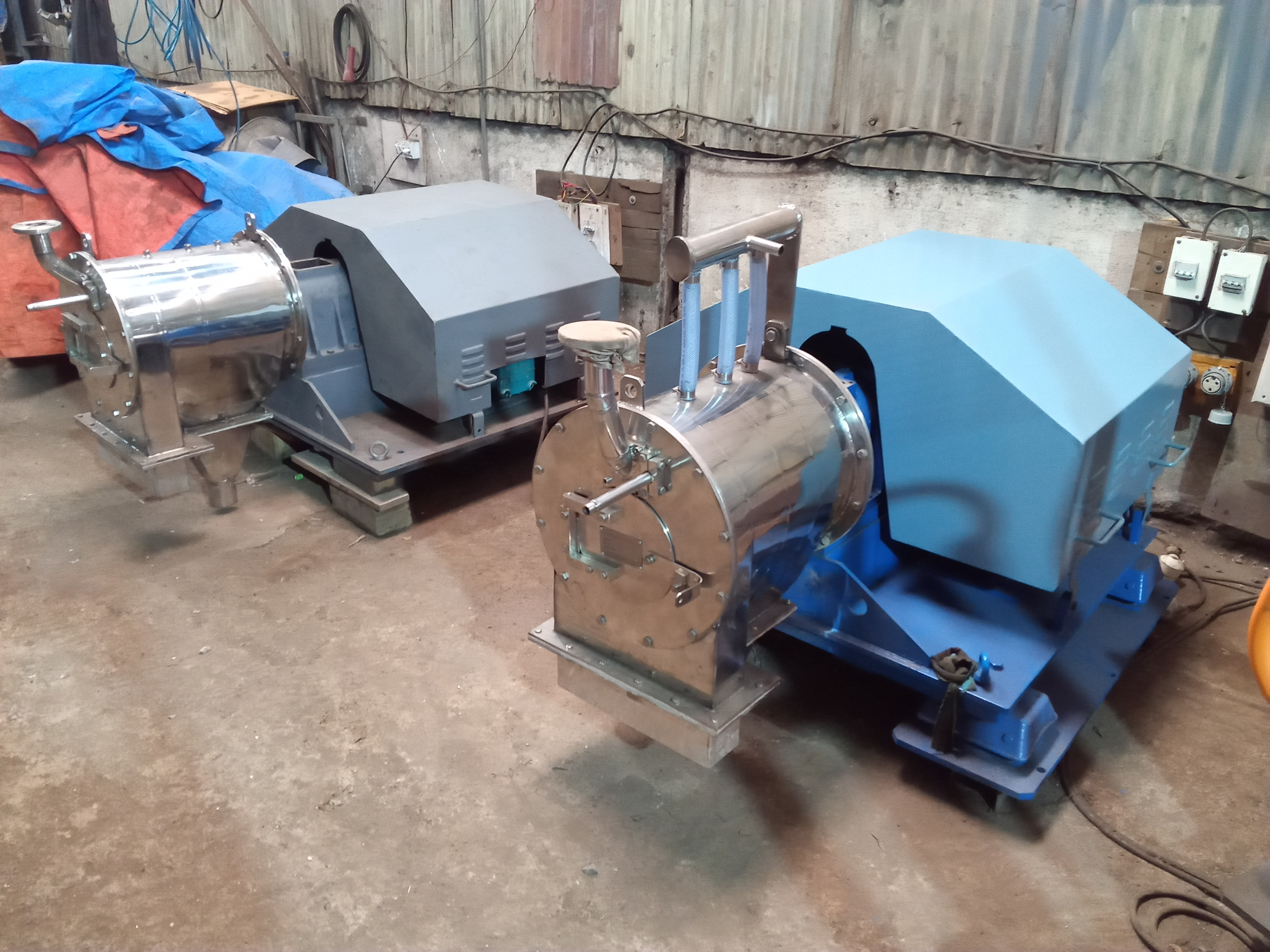 Pusher Centrifuge - Material: Metal