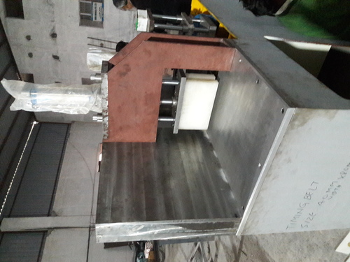 एल्यूमिनियम प्रोफ़ाइल काटने की मशीन