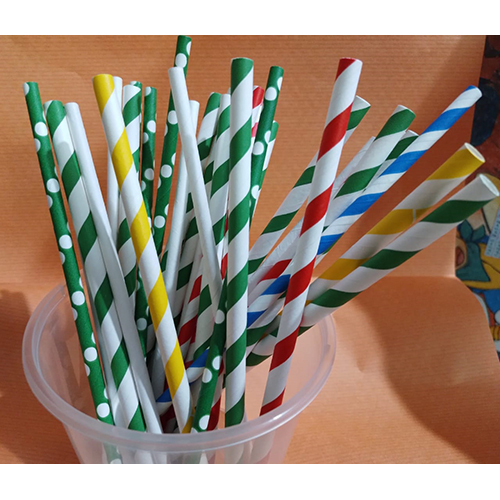 कलर पेपर स्ट्रॉ एप्लीकेशन: कमर्शियल